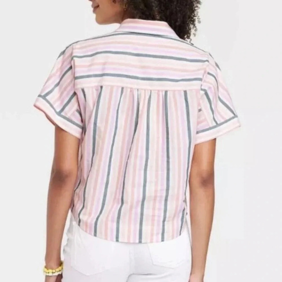 Universal Thread Women's Short Sleeve Striped Pullover Blouse Shirt - Picture 2 of 8